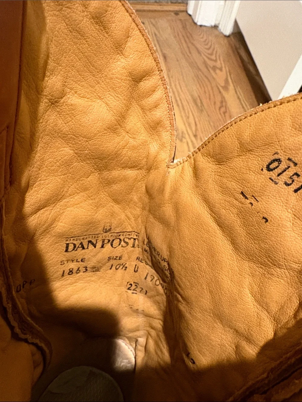 Dan Post Men's Western Cowboy Boots - Blue Distressed Toe & Chestnut Shaft - Picture 6 of 7